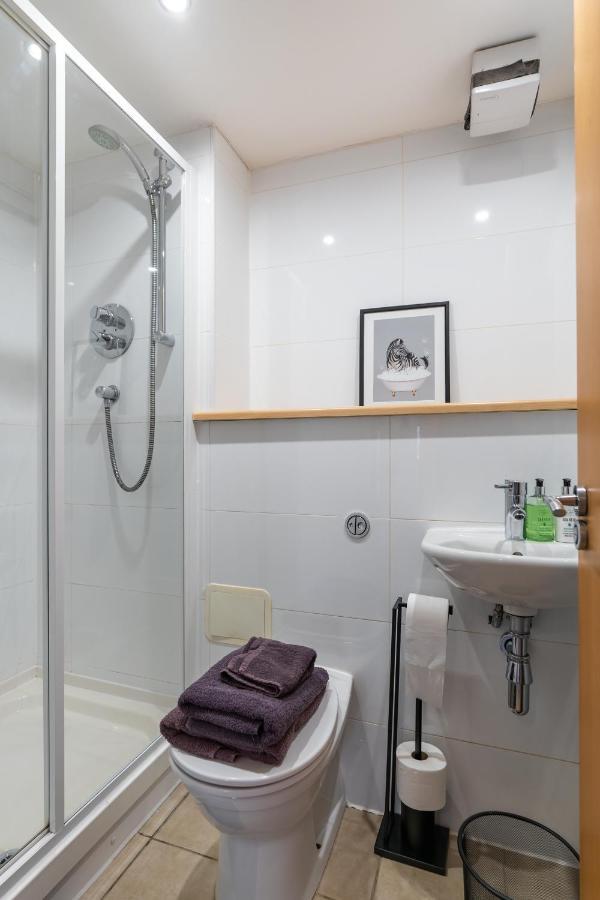 City View - A Stunning 2 Bed Apartment Glasgow Ngoại thất bức ảnh