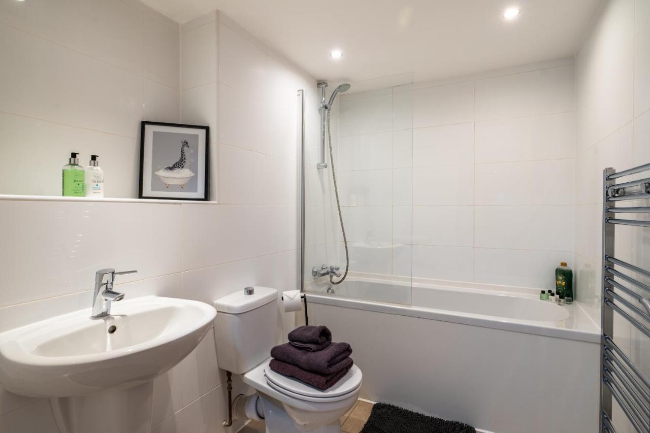 City View - A Stunning 2 Bed Apartment Glasgow Ngoại thất bức ảnh
